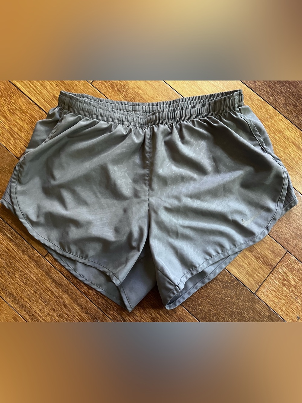 Nike Women’s Running Shorts — lined Dri-Fit Gray 3.5 inch inseam zipper pocket